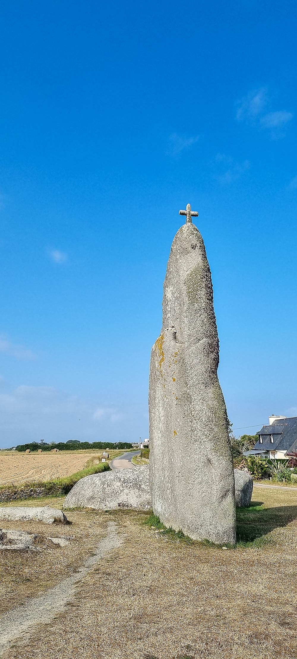 Menhir de Pontusval