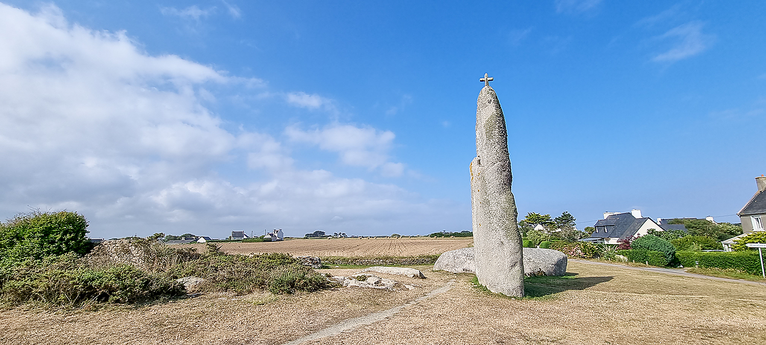 Menhir de Pontusval