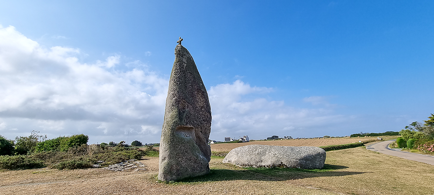 Menhir de Pontusval