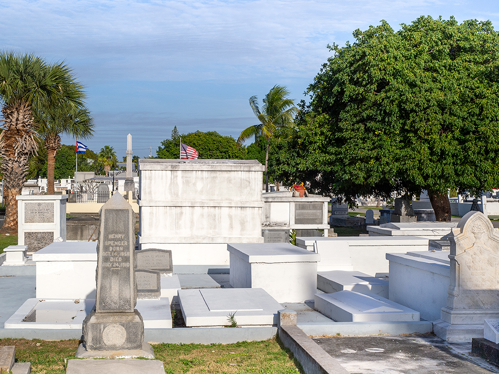  KW Cemetery