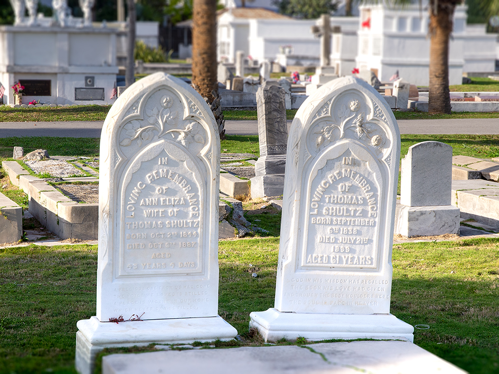  KW Cemetery
