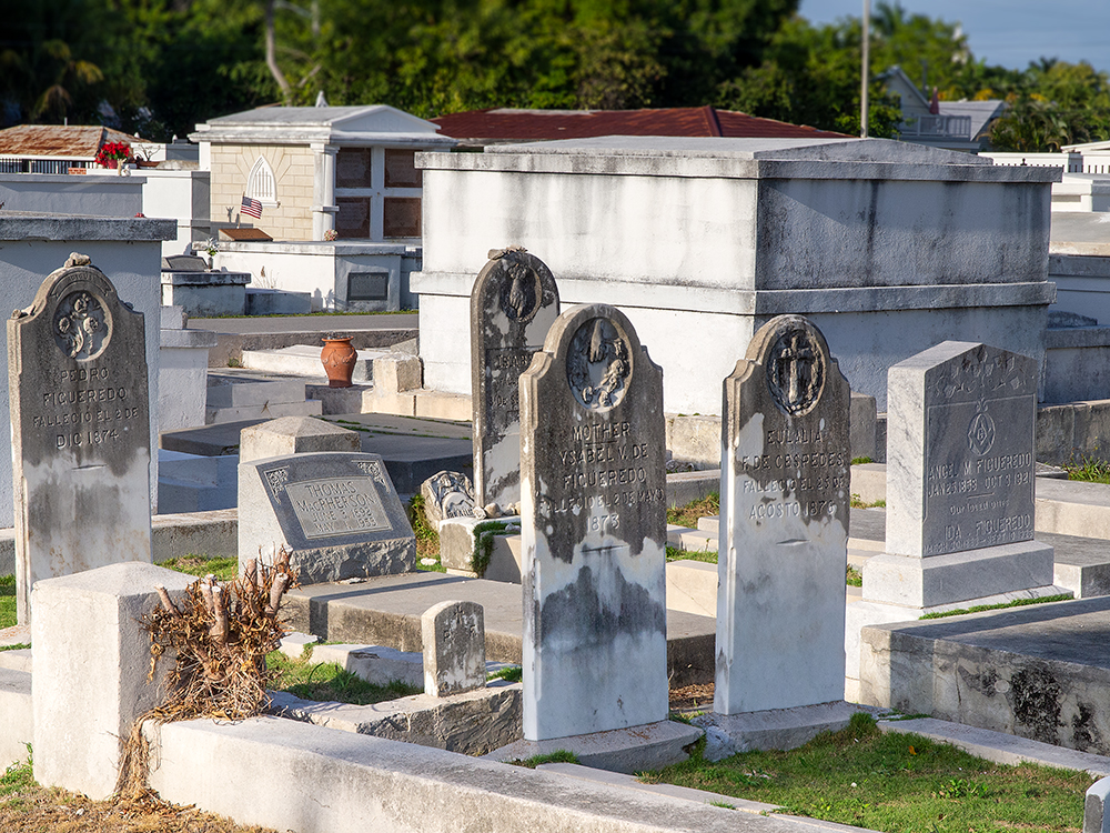  KW Cemetery