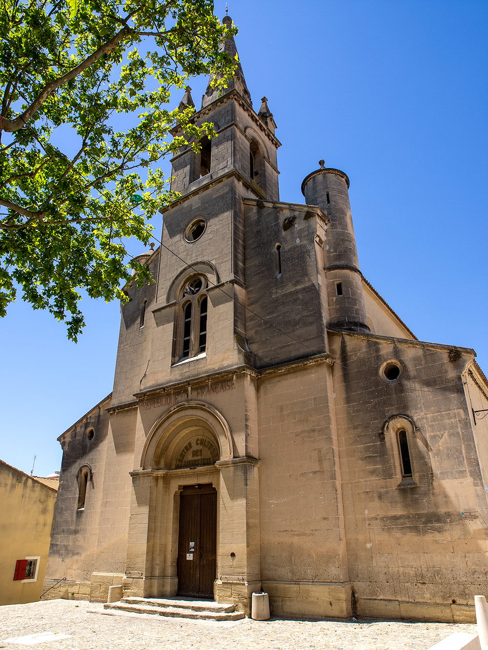 Pernes-les-Fontaines